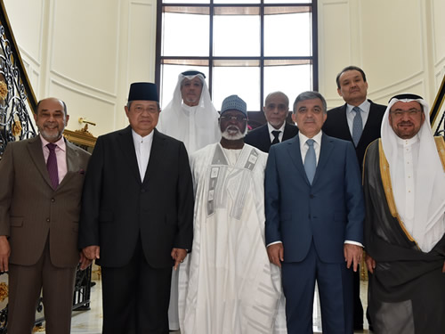 11. Cumhurbaşkanı Gül, İİT Akil Adamlar Konseyi’ne katıldı